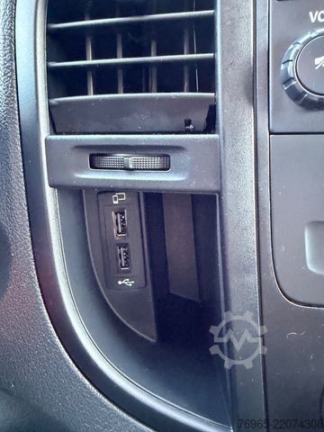 Furgoneta MERCEDES-BENZ Vito 116 LANG 9G-TR MIXTO KLIMA NAVI KAMERA AHK