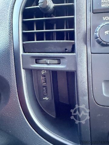 Furgoneta MERCEDES-BENZ Vito 116 LANG 9G-TR MIXTO KLIMA NAVI KAMERA AHK
