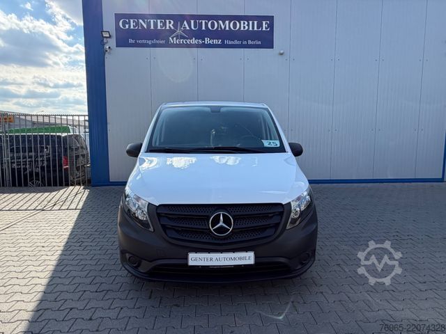 Duba panelată MERCEDES-BENZ Vito 111 LANG 6G KLIMA 3-SITZER TEMPOMAT EURO 6