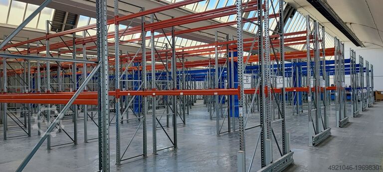 Hoogbouwmagazijn Schäfer / META MultiPals Hochregallager für ca. 900 Paletten