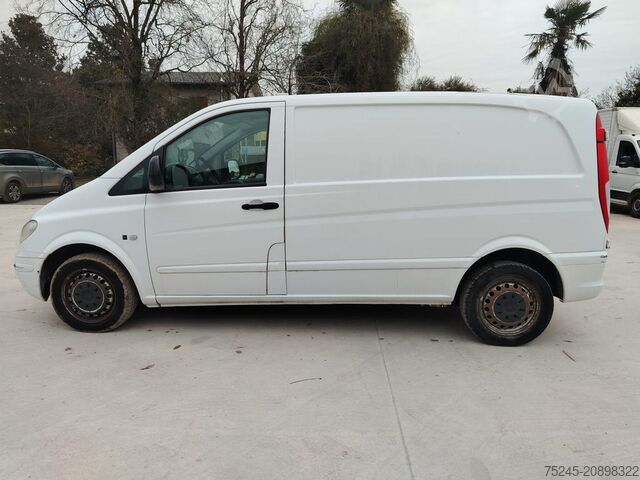 Furgone Mercedes-Benz VITO 115 CDI 2.2
