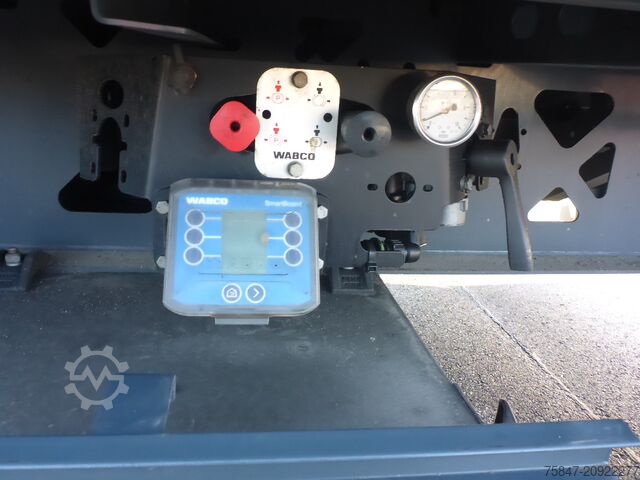 Otevřený návěs s plachtou Kögel SNCC 24 Light Plus Coil Alus Liftachse