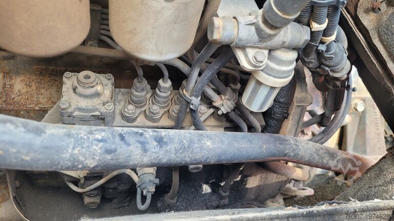 Hookloader MAN 26.403 6x2 manual Pump single heads Germ