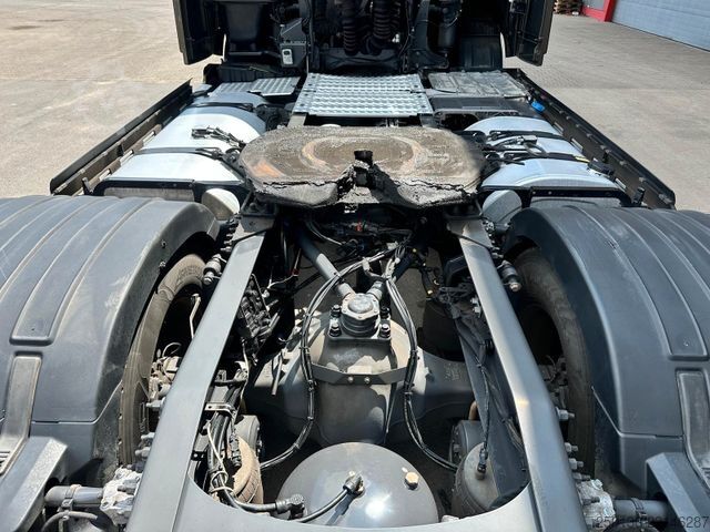 Standardni tegljač VOLVO FH 500 4x2 BL ACC/Bi-XENON/NAVI/SOUND/I-PARKCOOL