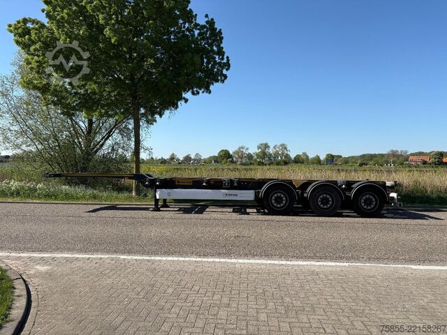 Přeprava kontejnerů Wielton NS3P  Multi / Liftaxle / SAF Disc / APK-TÜV 10-26