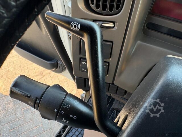 Benne fermée Renault Premium + DHOLLANDIA LOADLIFT + SMART TACHO + E...