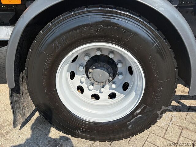 Benne fermée Renault Premium + DHOLLANDIA LOADLIFT + SMART TACHO + E...