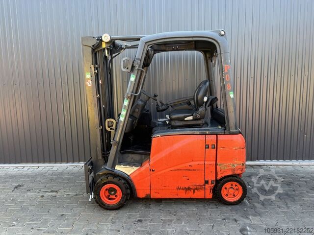 Carretilla eléctrica de 4 ruedas Linde E20PH-01