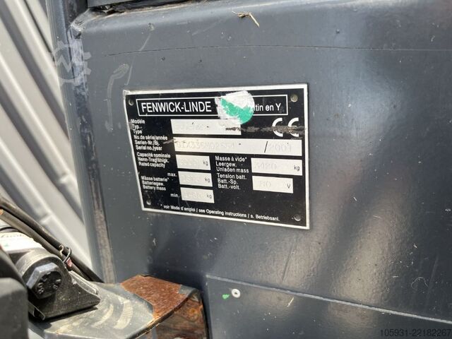 Carretilla eléctrica de 4 ruedas Linde E30-02