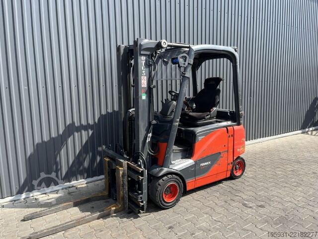 Carretilla eléctrica de 4 ruedas Linde E20PH-02