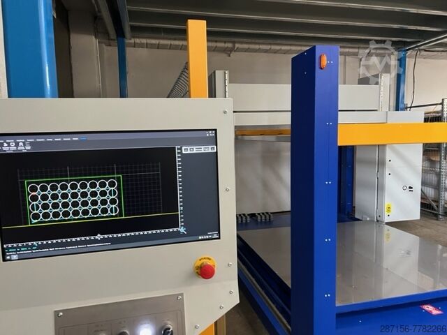 Μηχανή κοπής για αφρό πολυουρεθάνης Straszyński Kołodziejczyk Pionowy RV2100/2500 poziomy SK3500