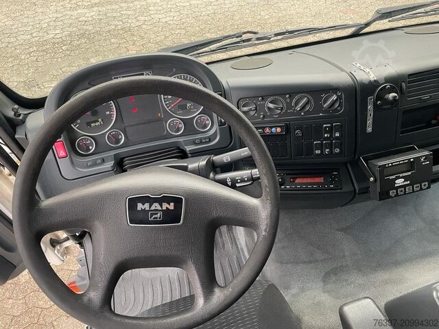 Blomstertransportör MAN TGL 10.220 TGL 10.220 Doka Blumentransporter