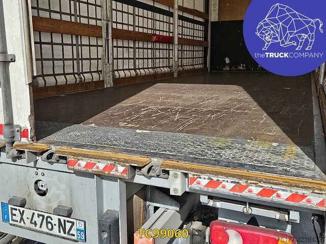 Bâche coulissante Iveco EuroCargo 140 E22