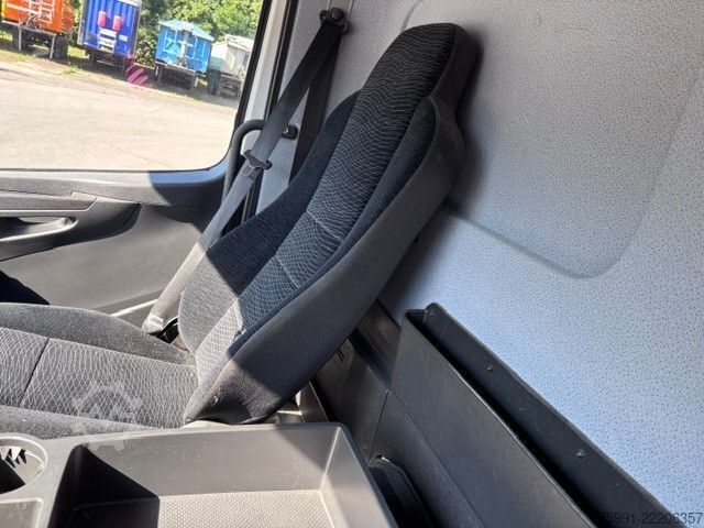 Koelwagen MERCEDES-BENZ Atego 3 Kühlkoffer Thermoking Ladebordwand Cools