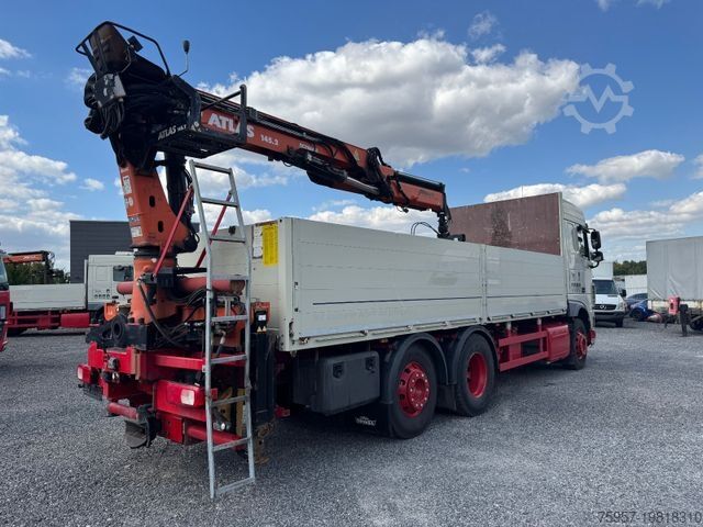 Vrachtauto met open laadbak DAF XF 440 / Atlas Kran 145.2 Bj 2017 /HU 02/2026