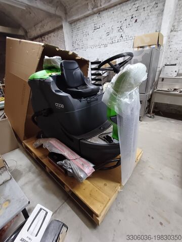åkbar golvvårdsmaskin TENNANT ICA CT230 BT 105