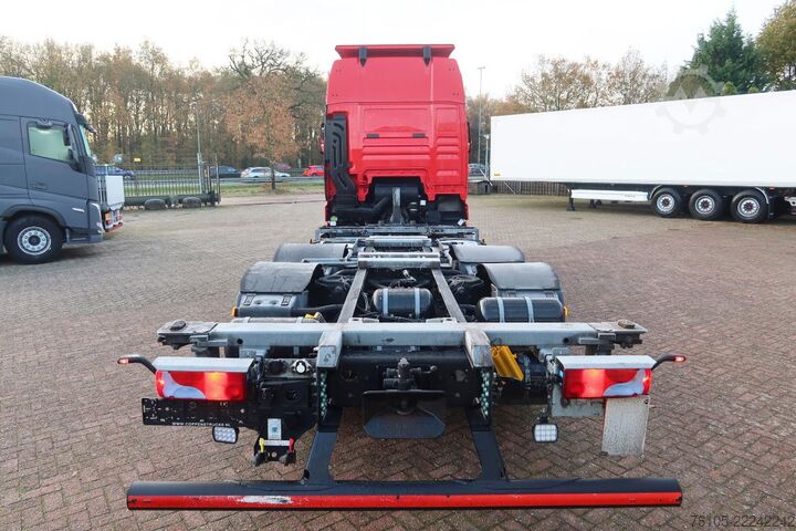 Système BDF MAN TGX 26.510 6x2 Intarder. Volledige luchtvering