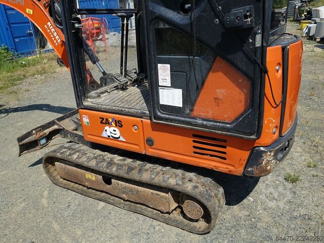 Mini bager HITACHI ZX19-6CR
