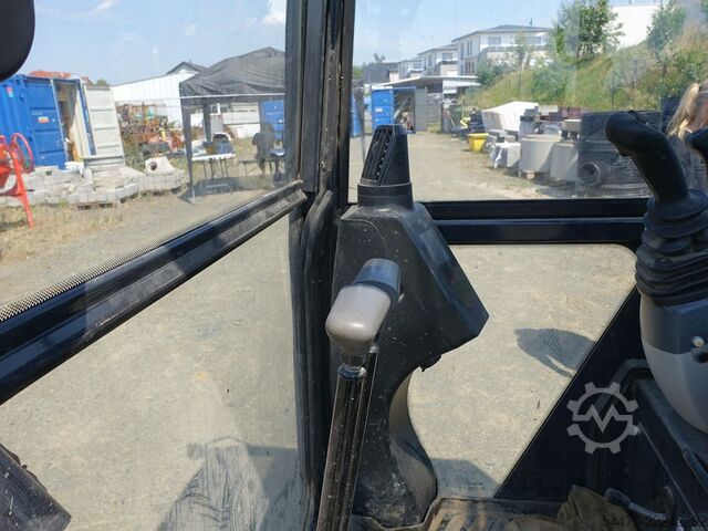 Mini bager HITACHI ZX19-6CR