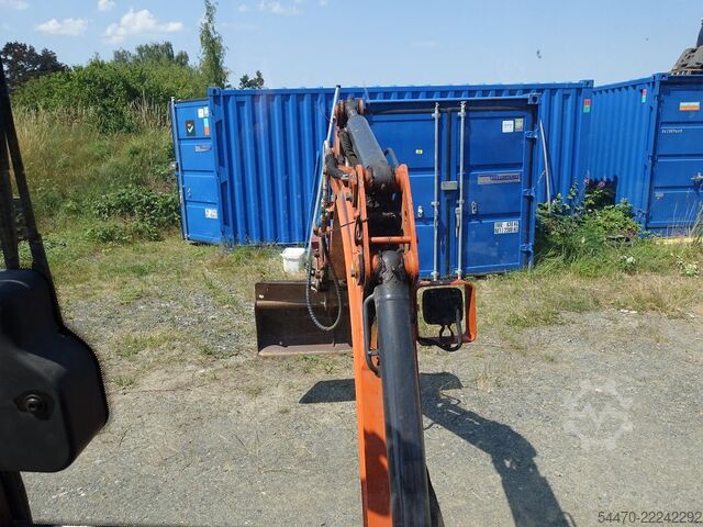 Mini bager HITACHI ZX19-6CR