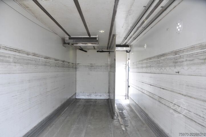 Transporte refrigerado/congelado Scania P250 ECF BOX + TRS TWIN-COOL + DHOLLANDIA