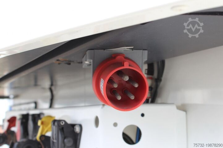 Félpótkocsi SCHMITZ Blumenbreite TW LBW Lenkachse Rent-Miete