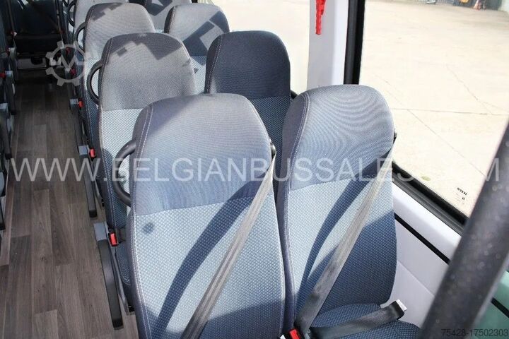 Minibus Iveco Daily / 7.5m / CNG / AIRCO / AUT