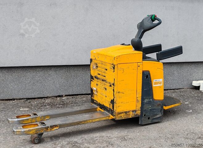 Elektrische palletwagens Jungheinrich ERE120 batt2020y
