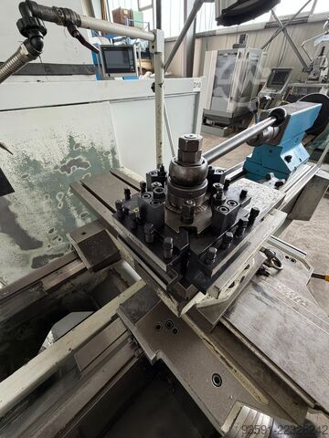 Esztergapad (középpontos) VDF Boehringer DUE 630