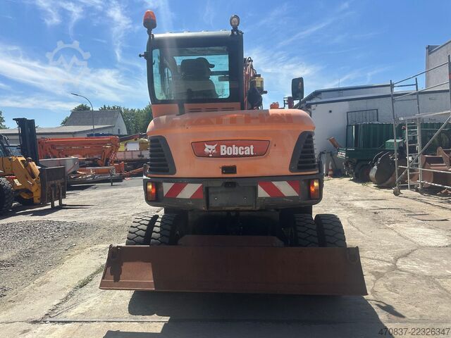 Mobiele graafmachine BOBCAT E 55W Mobilbagger