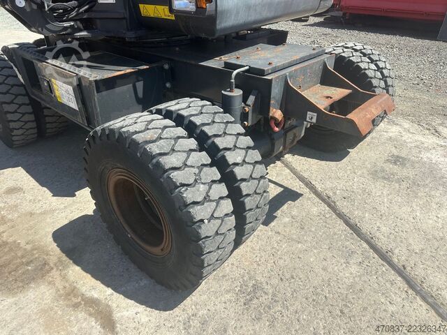 Mobiele graafmachine BOBCAT E 55W Mobilbagger