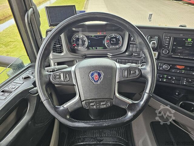 Estándar-SZM SCANIA R450