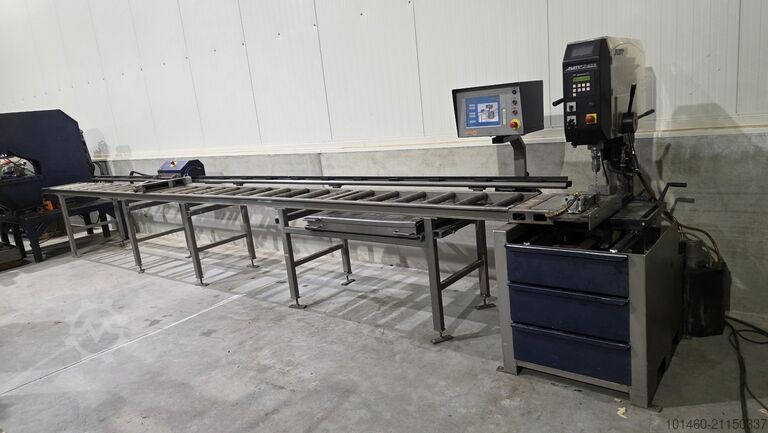 Línea de perforación automática XYZ con mesa de alimentación Flott P40 ST FB dofra x y table