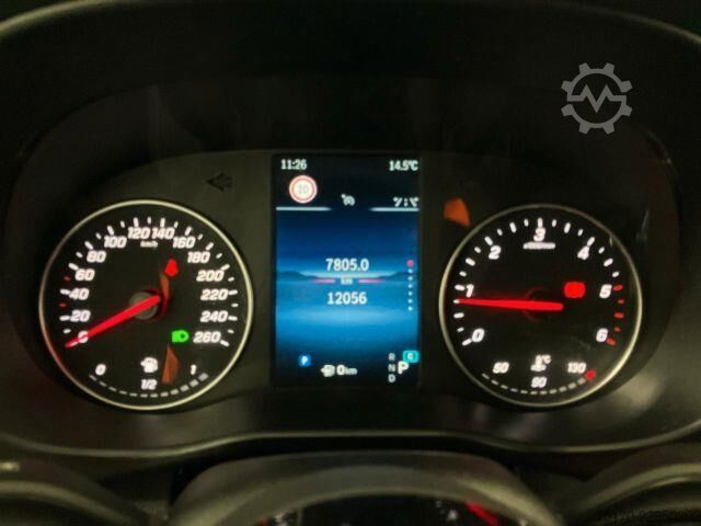 Stationvogn med højt tag Mercedes-Benz Vito 116 CDI AHK2,5to Klima Kamera SHZ