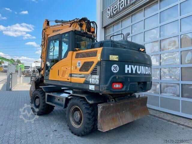 Gravemaskine på hjul Hyundai HW 180 / 6.102h / Tieflöffel / OQ70/55 / Klima