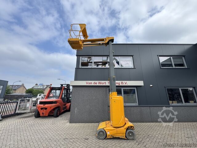 Haulotte Star 10 Elektryczny podnośnik masztowy / Podnośnik pionowy 10M wysokości roboczej, rok 2012 HAULOTTE Star 10 Electric Masthoogwerker / Vertical Boom lift 10M werkhoogte 2012