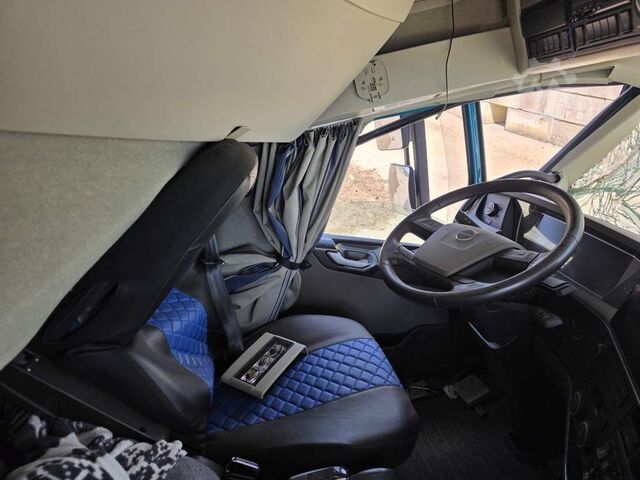 Standaard trekker VOLVO FH 460 Basic Turbo Unfall, 2 Kreis-Hydraulik