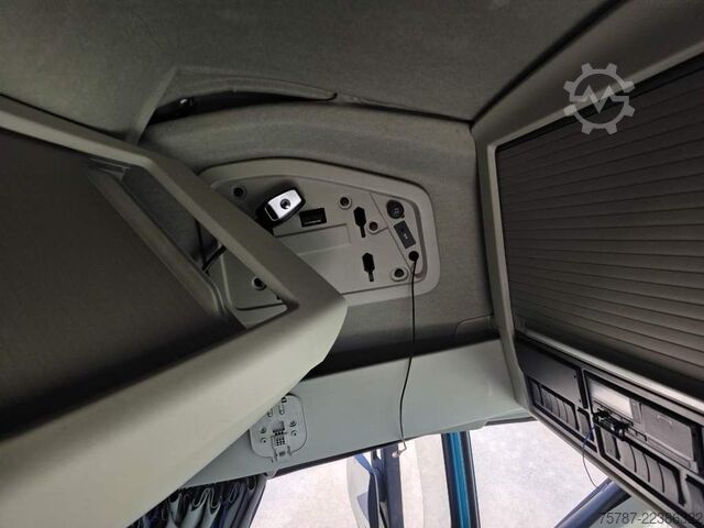 Standaard trekker VOLVO FH 460 Basic Turbo Unfall, 2 Kreis-Hydraulik