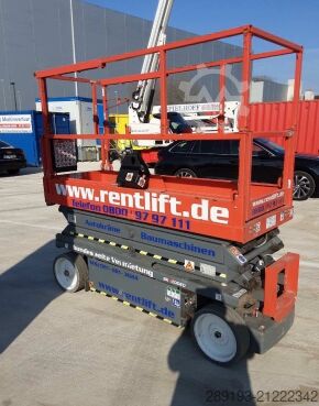 Scissor lift Skyjack SJ III 3220 Elektro 8,10 m