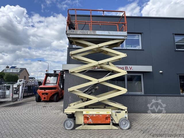 JLG 2646ES Scissor Lift Platform / Work Platform / Scissor 10M Working Height Electric 2006 JLG 2646ES SchaarHoogwerker / Arbeitsbuhne / Sciccor 10M werkhoogte Elektrisch 2006