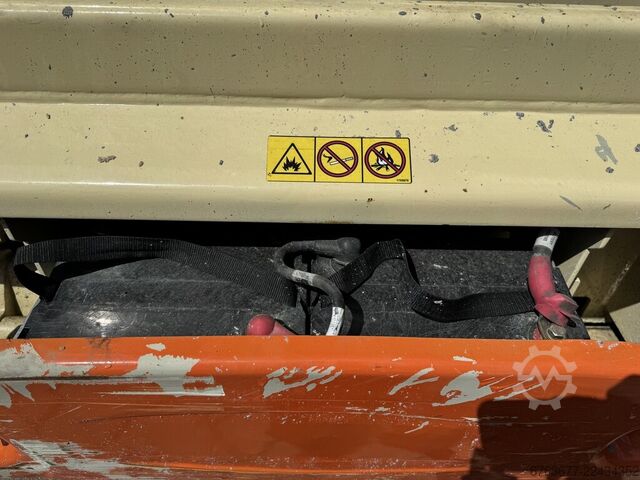 JLG 2646ES Scissor Lift Platform / Work Platform / Scissor 10M Working Height Electric 2006 JLG 2646ES SchaarHoogwerker / Arbeitsbuhne / Sciccor 10M werkhoogte Elektrisch 2006