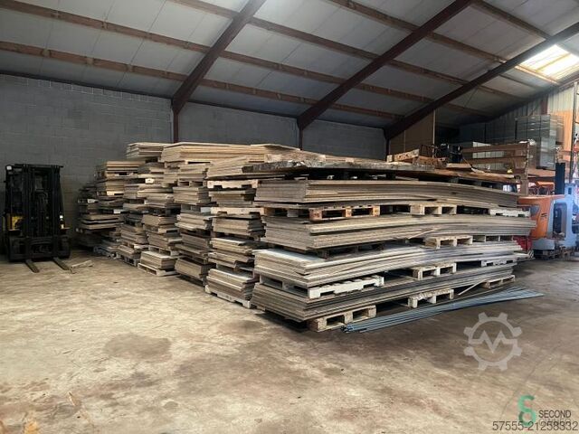 Mezzanine floor  Unknown Unknown 