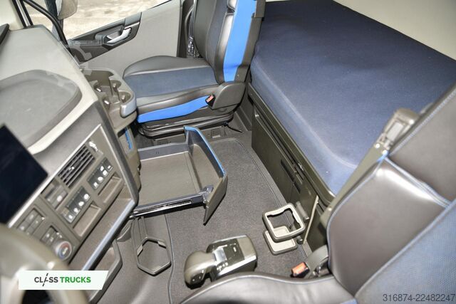 Standaard trekker VOLVO FH 500 XL Retarder i-ParkCool ACC