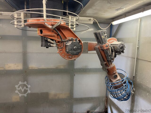 Industrial robot KUKA KR15