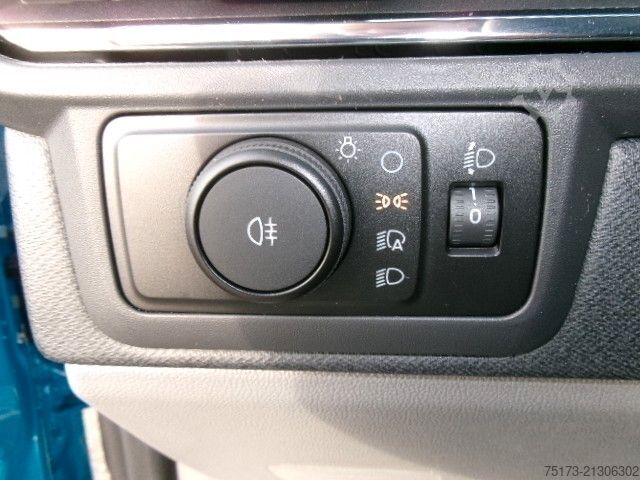 Minibus FORD Tourneo Custom Bus Titanium B&O LHZ AHK Kam