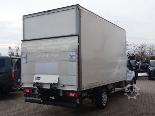 Vrachtwagen met bakwagen FORD Transit 350 L4 130PS HA Trend Koffer LBW