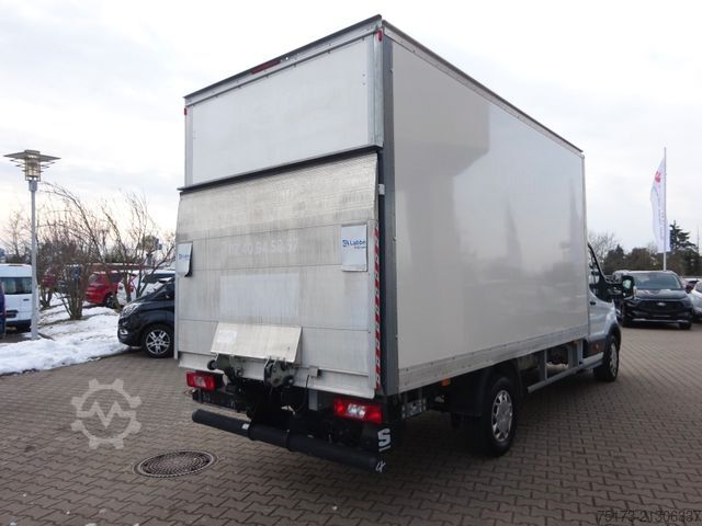 Vrachtwagen met bakwagen FORD Transit 350 L4 130PS HA Trend Koffer LBW