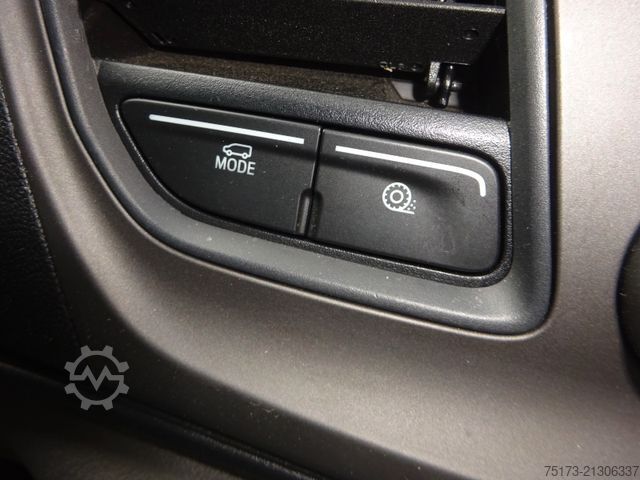 Vrachtwagen met bakwagen FORD Transit 350 L4 130PS HA Trend Koffer LBW