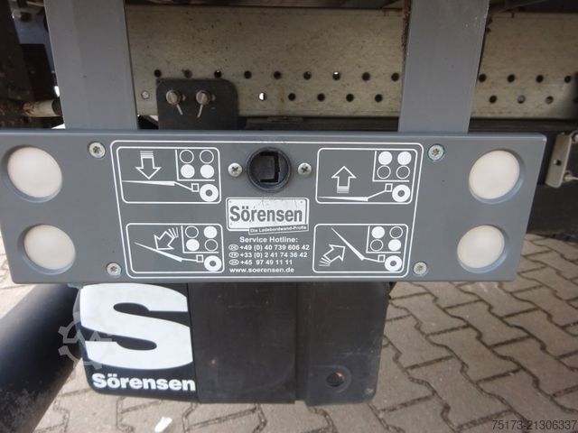 Vrachtwagen met bakwagen FORD Transit 350 L4 130PS HA Trend Koffer LBW