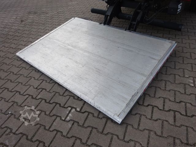 Vrachtwagen met bakwagen FORD Transit 350 L4 130PS HA Trend Koffer LBW